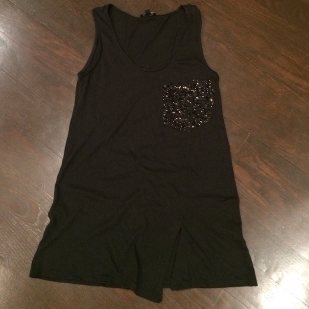 Express tank sequin pocket